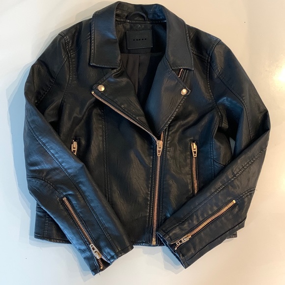 Blank NYC Jackets & Blazers - Blank NYC faux leather jacket-size Medium-black and rose gold